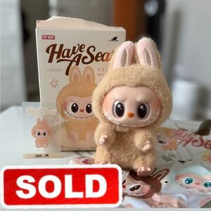 🚨S🚫LD‼️Authentic Labubu Have A Seat - BABA